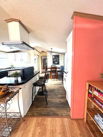 1028 NW Alma Circle 1028, Round Lake, IL 60073
