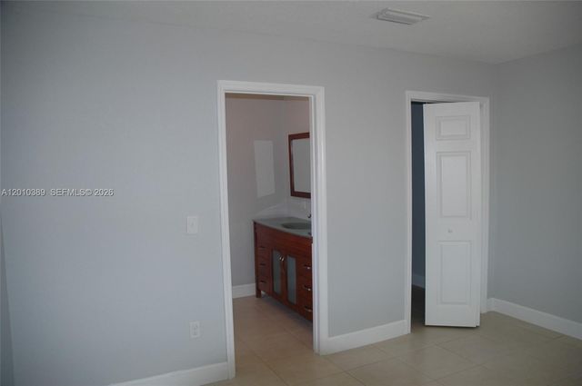 25811 SW 132nd Ave, Homestead, FL 33032