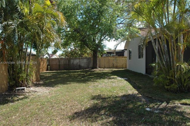 25811 SW 132nd Ave, Homestead, FL 33032