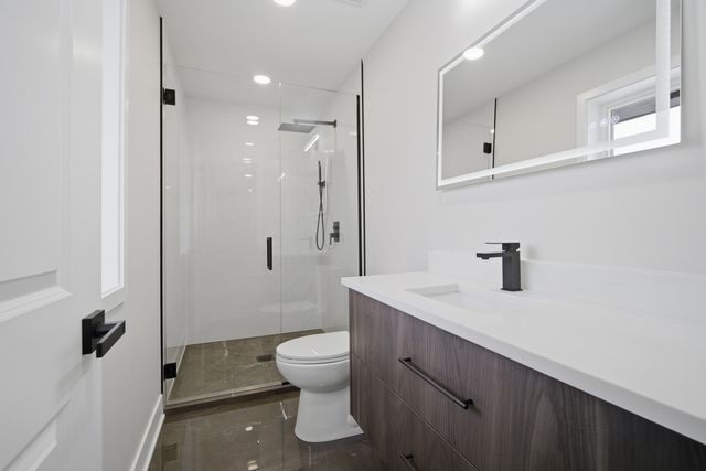 1175 Hunters Lane, Lake Zurich, IL 60047