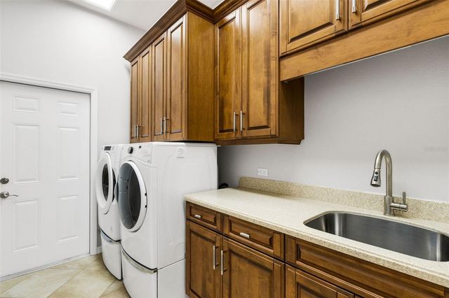 3194 CHARLES MACDONALD DRIVE, Sarasota, FL 34240