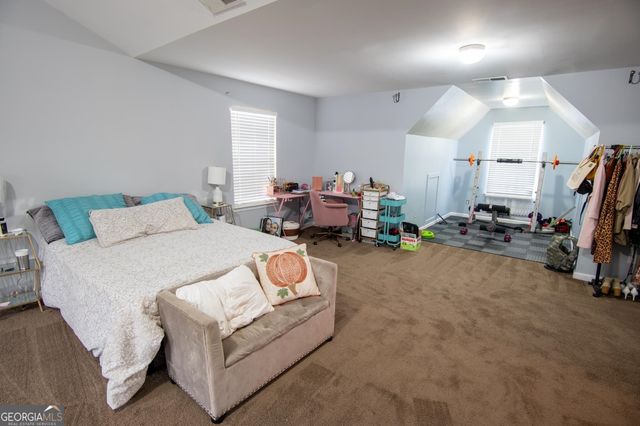 1582 Ewing Farm Drive, Loganville, GA 30052