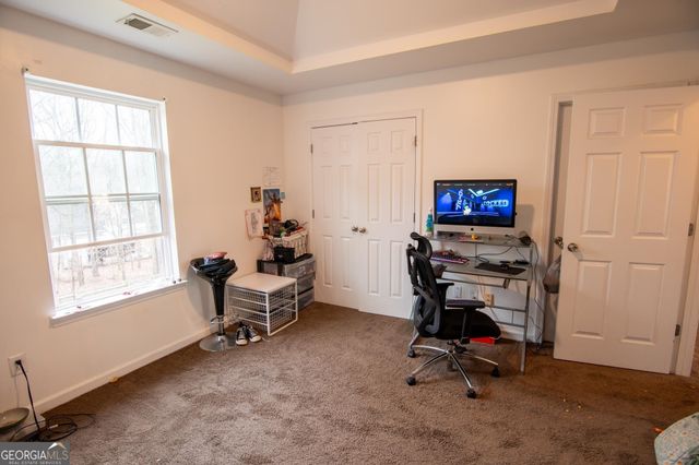 1582 Ewing Farm Drive, Loganville, GA 30052