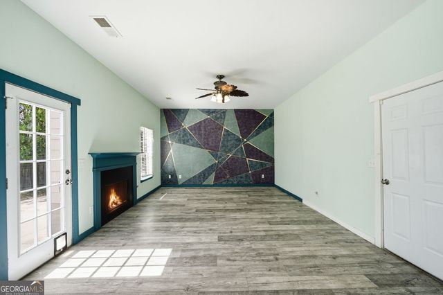 1582 Ewing Farm Drive, Loganville, GA 30052