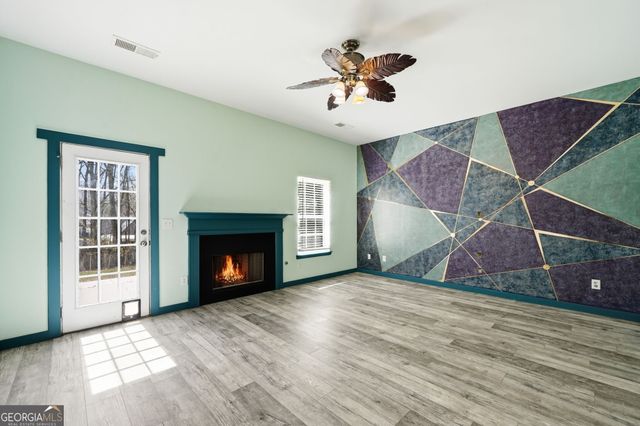 1582 Ewing Farm Drive, Loganville, GA 30052