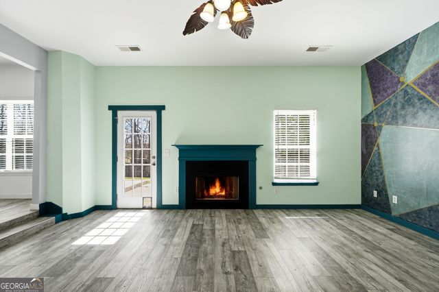 1582 Ewing Farm Drive, Loganville, GA 30052