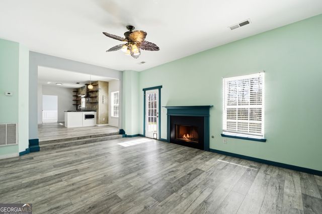 1582 Ewing Farm Drive, Loganville, GA 30052