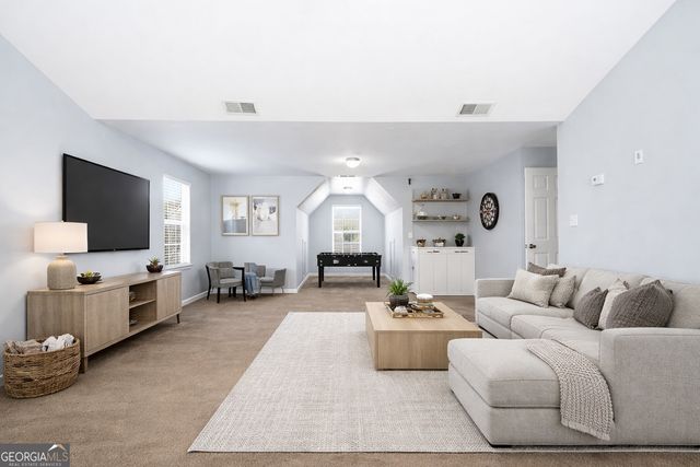 1582 Ewing Farm Drive, Loganville, GA 30052