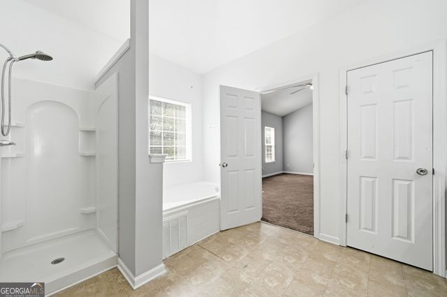 1582 Ewing Farm Drive, Loganville, GA 30052