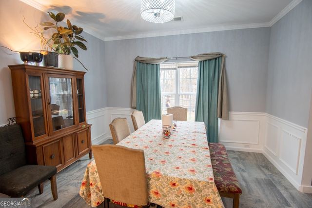 1582 Ewing Farm Drive, Loganville, GA 30052