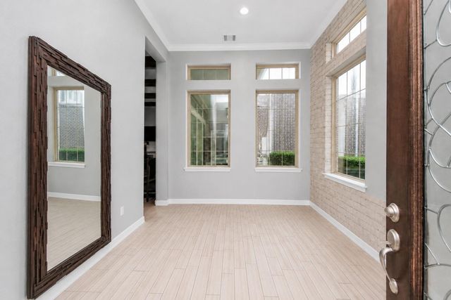 9663 Rockport Hills Drive, Cypress, TX 77433
