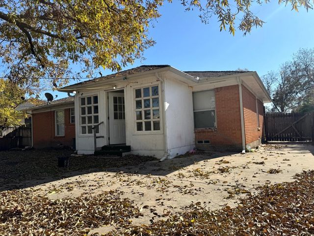 7803 Seydel Street, Dallas, TX 75217