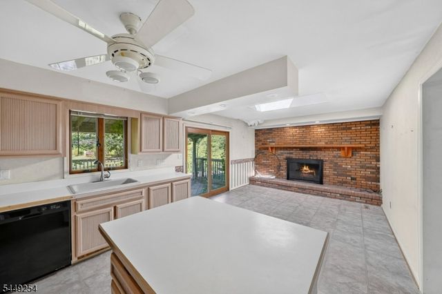 20 Gates Rd, Franklin Twp., NJ 08873