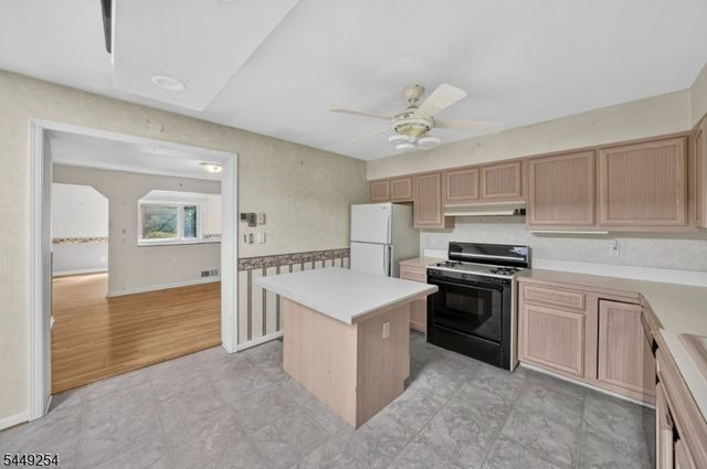 20 Gates Rd, Franklin Twp., NJ 08873