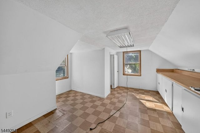 20 Gates Rd, Franklin Twp., NJ 08873