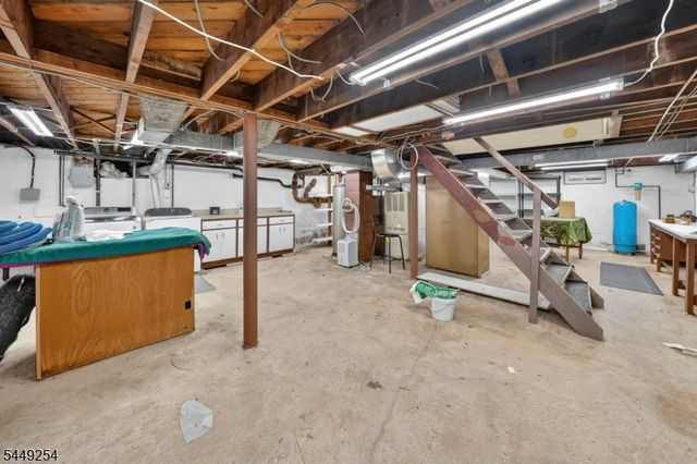 20 Gates Rd, Franklin Twp., NJ 08873