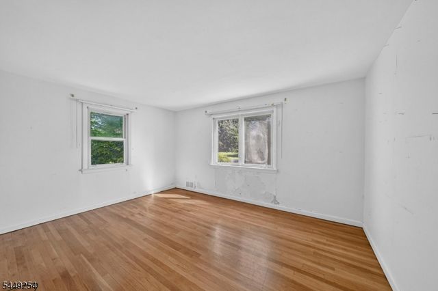 20 Gates Rd, Franklin Twp., NJ 08873