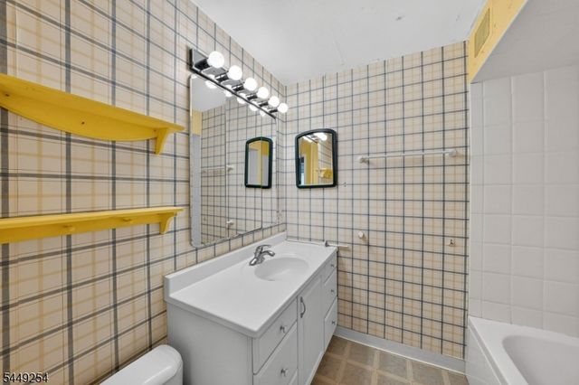 20 Gates Rd, Franklin Twp., NJ 08873