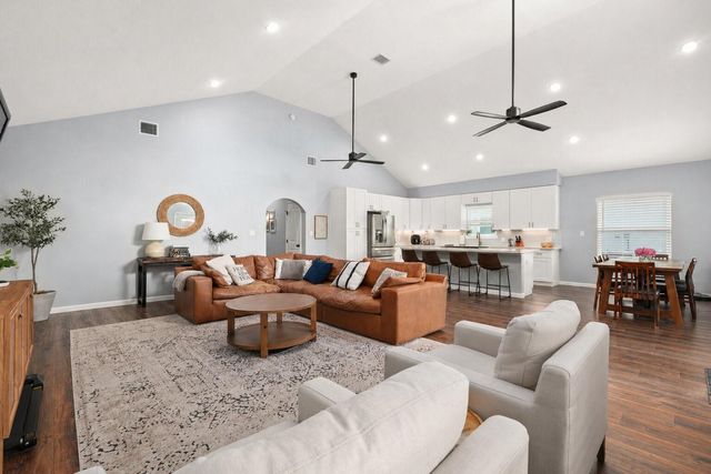 3605 Pecan Drive, Bacliff, TX 77518