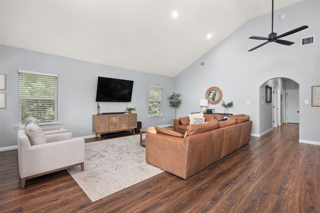 3605 Pecan Drive, Bacliff, TX 77518