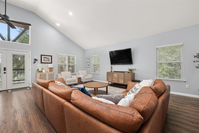 3605 Pecan Drive, Bacliff, TX 77518