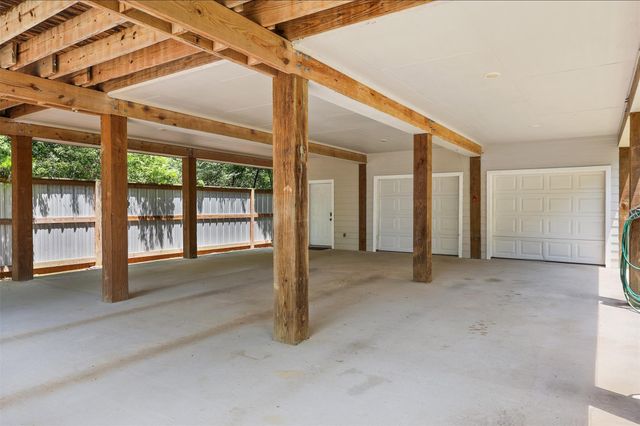 3605 Pecan Drive, Bacliff, TX 77518