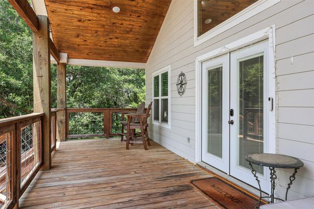 3605 Pecan Drive, Bacliff, TX 77518
