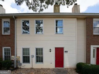 1018 Old Holcomb Bri Road, Roswell, GA 30076