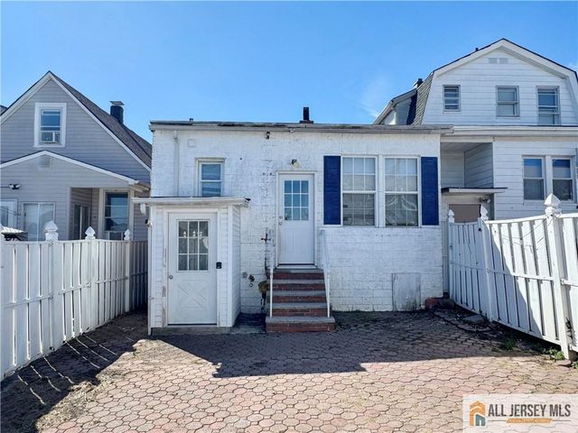 344 Arnold Avenue, Perth Amboy, NJ 08861
