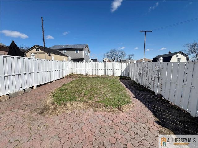 344 Arnold Avenue, Perth Amboy, NJ 08861