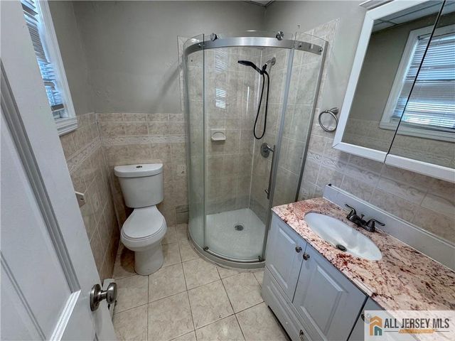 344 Arnold Avenue, Perth Amboy, NJ 08861