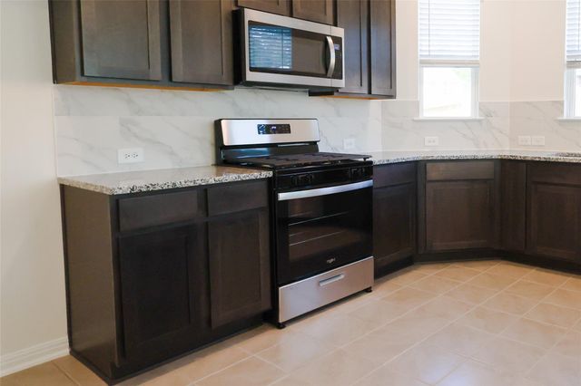 9422 Castillo Court, Magnolia, TX 77354