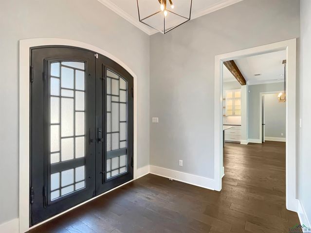 7323 Lake Pointe Cv, Tyler, TX 75703
