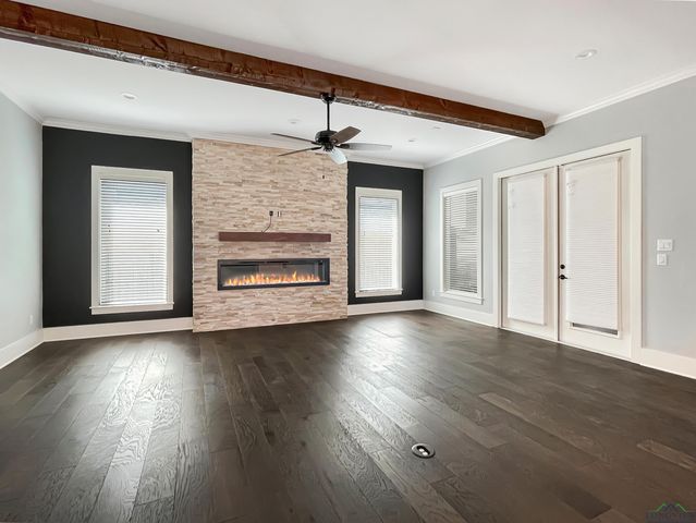 7323 Lake Pointe Cv, Tyler, TX 75703