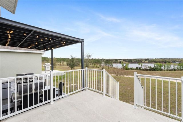 946 LAUREL VIEW WAY, Groveland, FL 34736