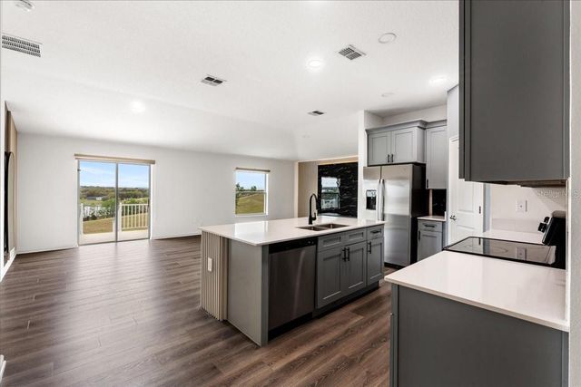 946 LAUREL VIEW WAY, Groveland, FL 34736