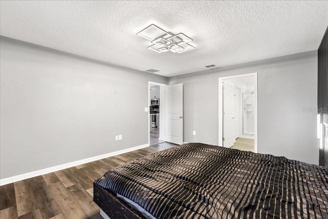 946 LAUREL VIEW WAY, Groveland, FL 34736