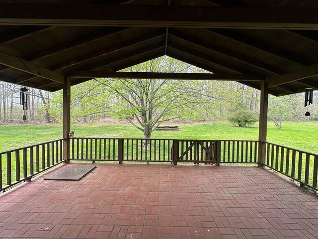 1805 N KY 801, Morehead, KY 40351