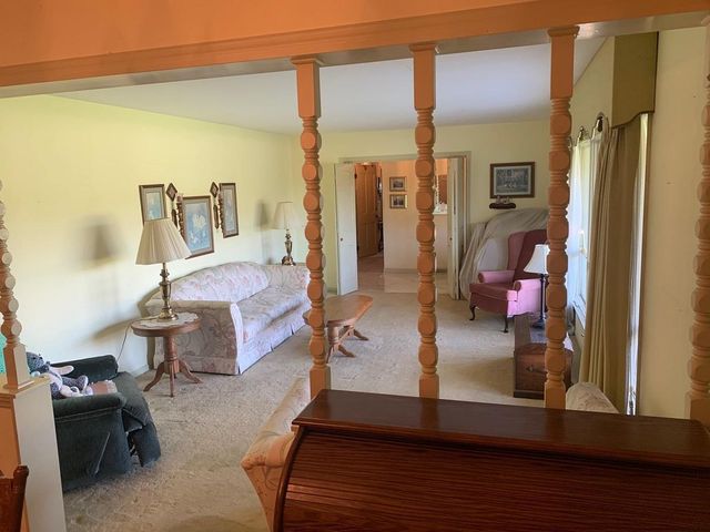 1805 N KY 801, Morehead, KY 40351