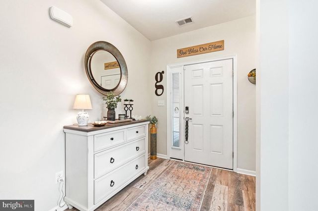 323 BITTLEWOOD AVE, Berlin, NJ 08009