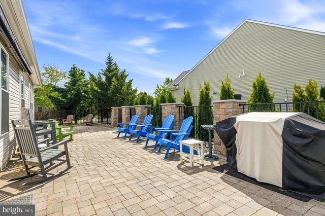 323 BITTLEWOOD AVE, Berlin, NJ 08009