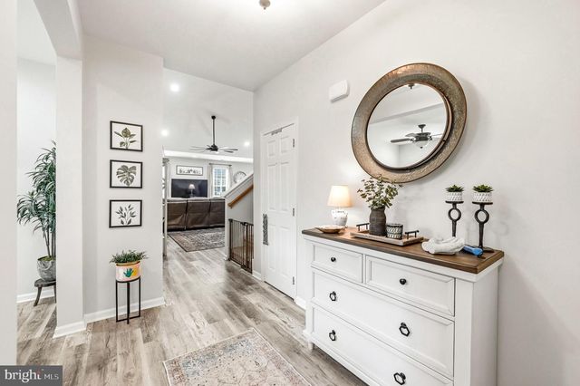 323 BITTLEWOOD AVE, Berlin, NJ 08009