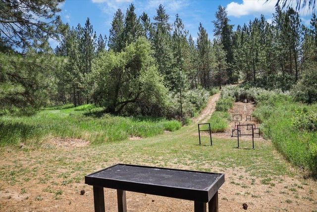 8011 S Pineview Ln, Spokane, WA 99206