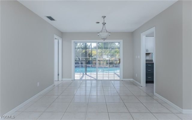 826 Monticello CT, Cape Coral, FL 33904