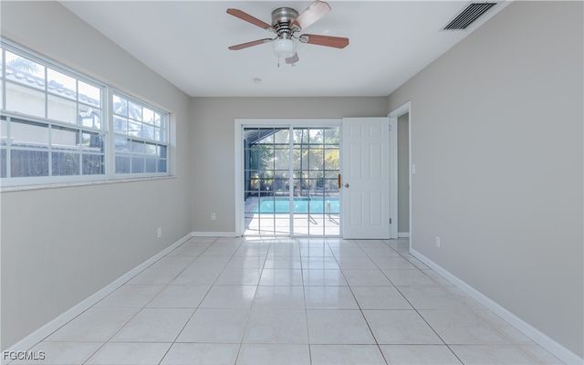 826 Monticello CT, Cape Coral, FL 33904