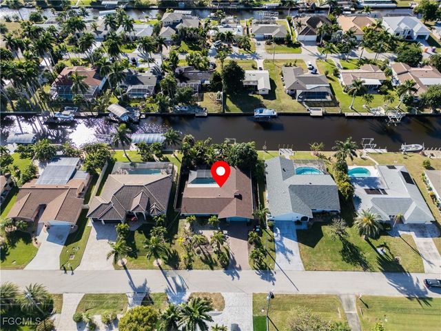 826 Monticello CT, Cape Coral, FL 33904
