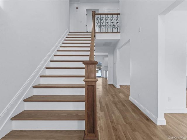 42 Williamson Street, East Rockaway, NY 11518