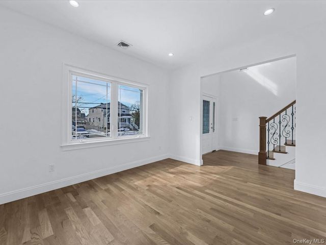 42 Williamson Street, East Rockaway, NY 11518