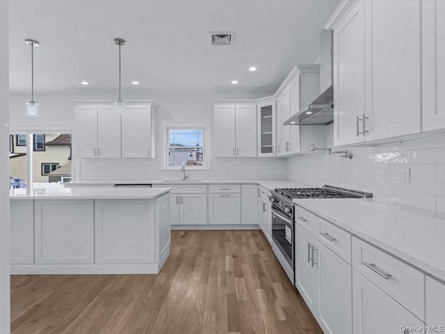 42 Williamson Street, East Rockaway, NY 11518