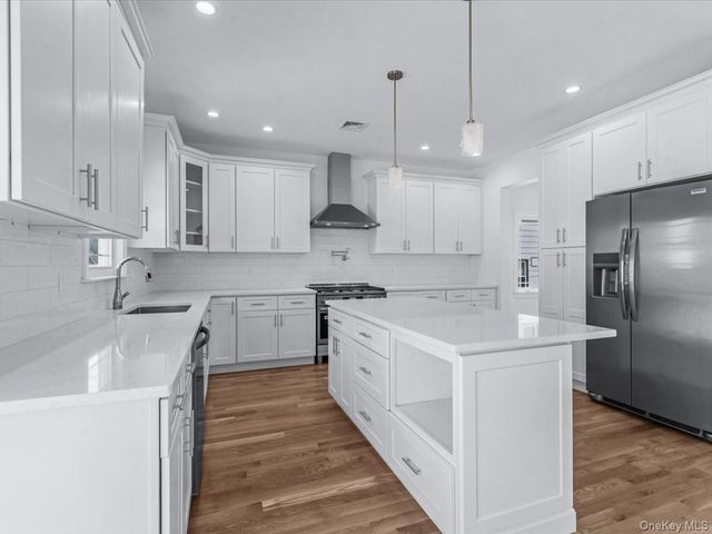 42 Williamson Street, East Rockaway, NY 11518